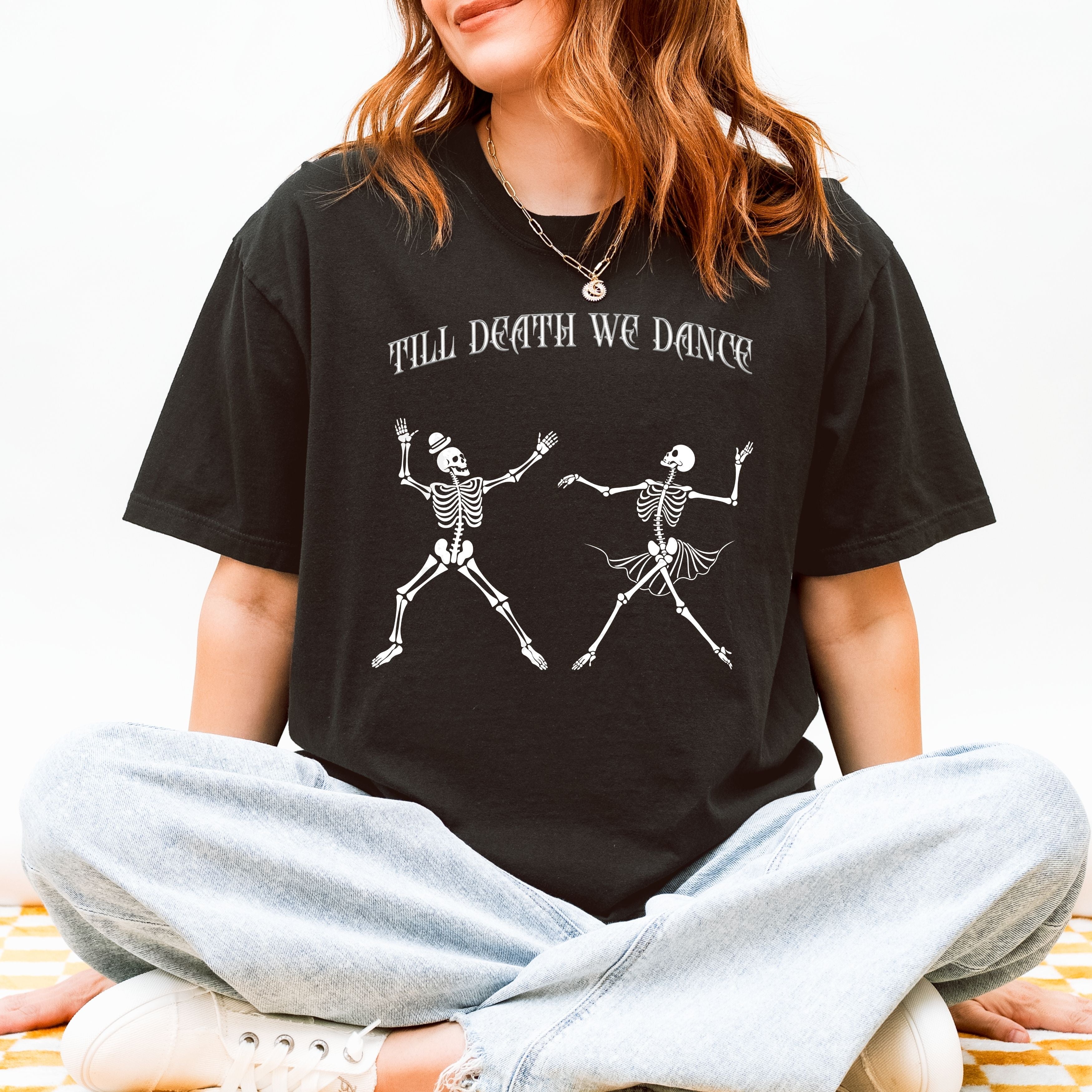 Till Death We Dance – Skeleton Couple Halloween T-Shirt